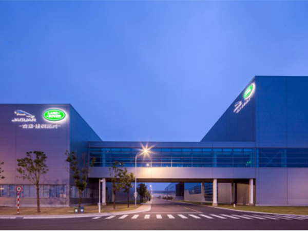 剪叉式高空作業平臺